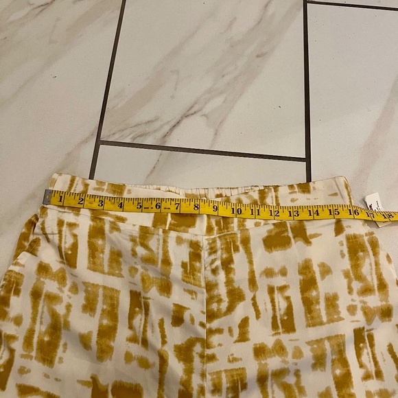 Rose & Olive Wide Leg Jumpsuit - Picture 4 of 9